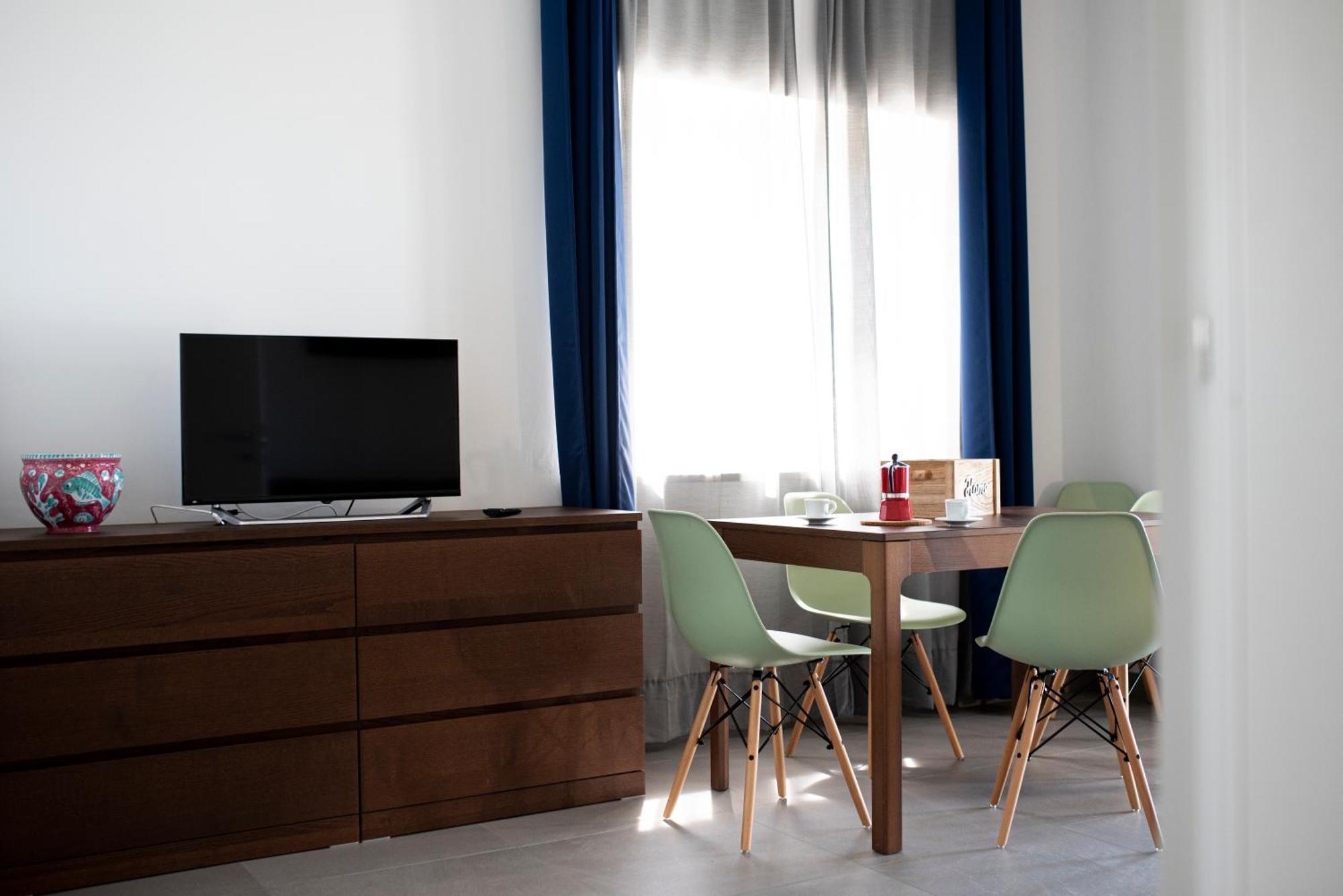 Sole & Pepe Apartment Santa Maria di Castellabate Luaran gambar